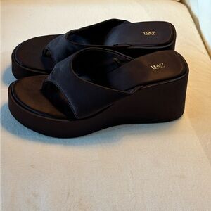 Zara Women's Black Platform Sandals